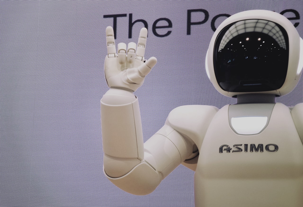 Apple’s On-Device AI Strategy: Quiet but Powerful